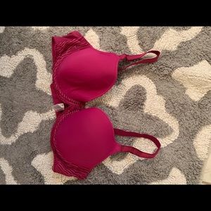 EUC Wacoal bra
